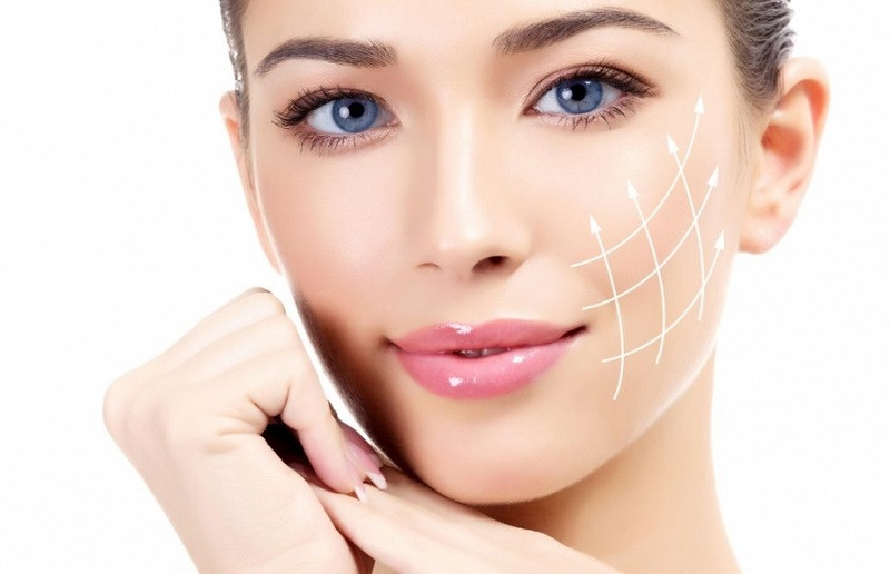 فرق مزوژل و فیلر زیر چشم چیست؟ کدام بهتر است؟ - مرکز زیبایی لادن